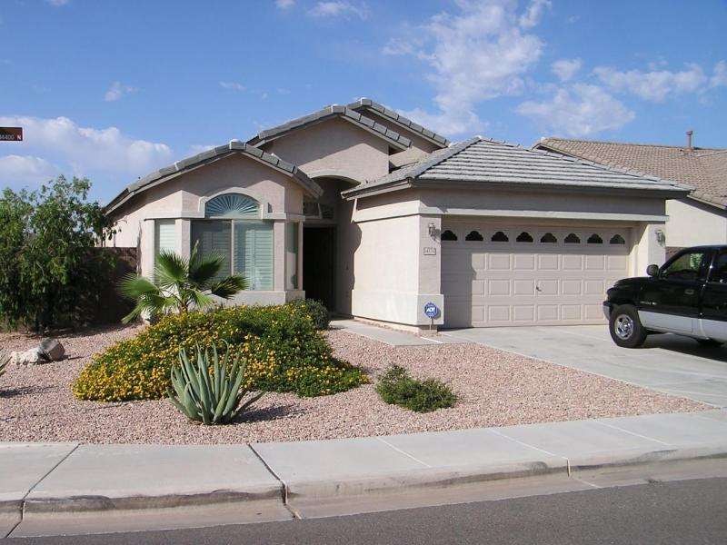 nice 3 bedroom with a pool
