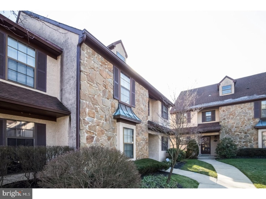 16 N Maple St unit E4, Woodbury, NJ 08096 - photo 1