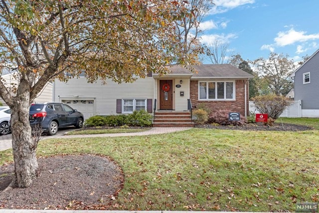 Sold $651,000 • Co-Listing Agent