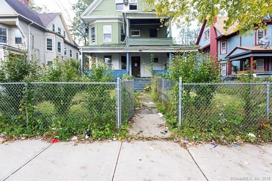 377 Sigourney St unit 379, Hartford, CT 06112 - photo 1