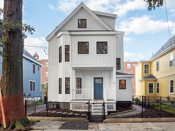 10 Van Norden St unit 2, Cambridge, MA 02140 - photo 1