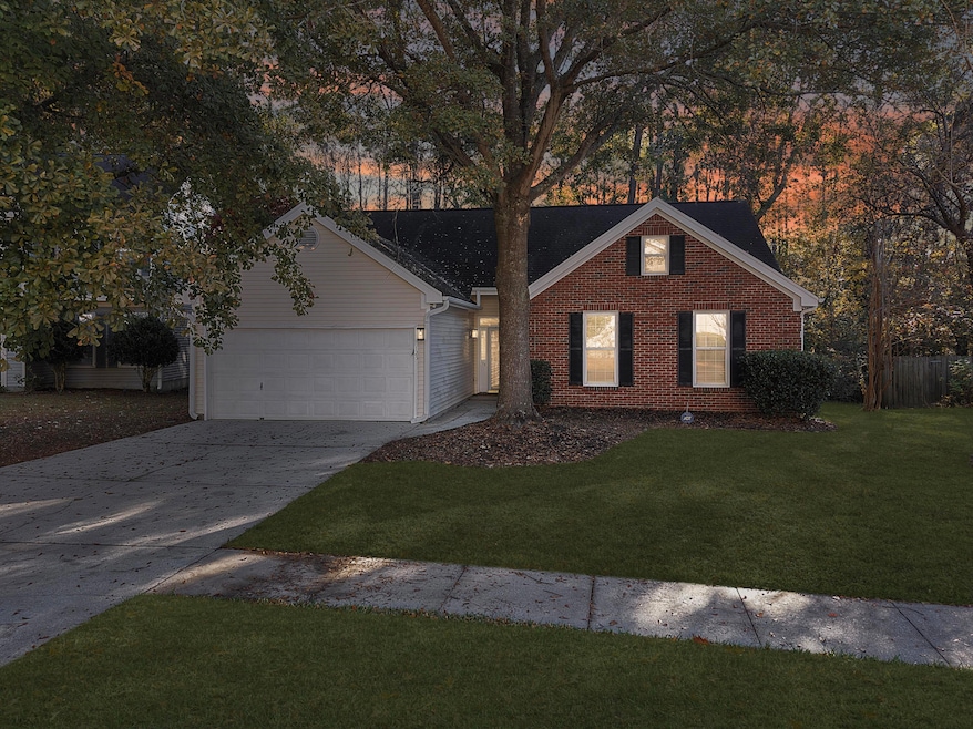 125 Isherwood Dr, Goose Creek, SC 29445 - photo 1
