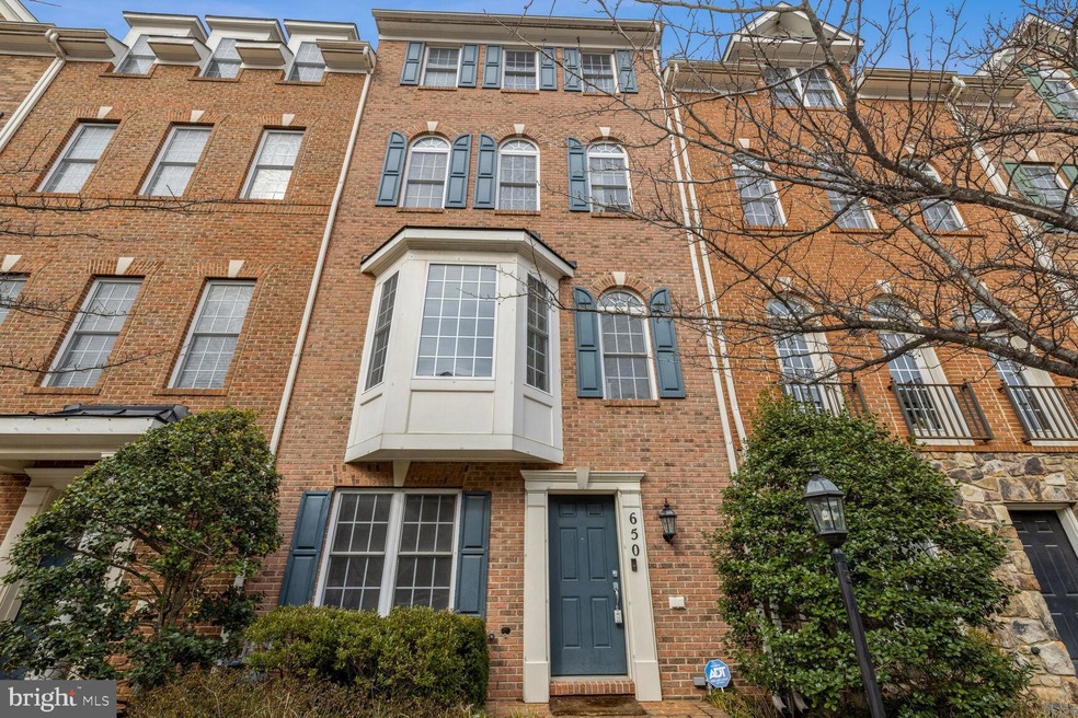 650 Raven Ave, Gaithersburg, MD 20877 - photo 1