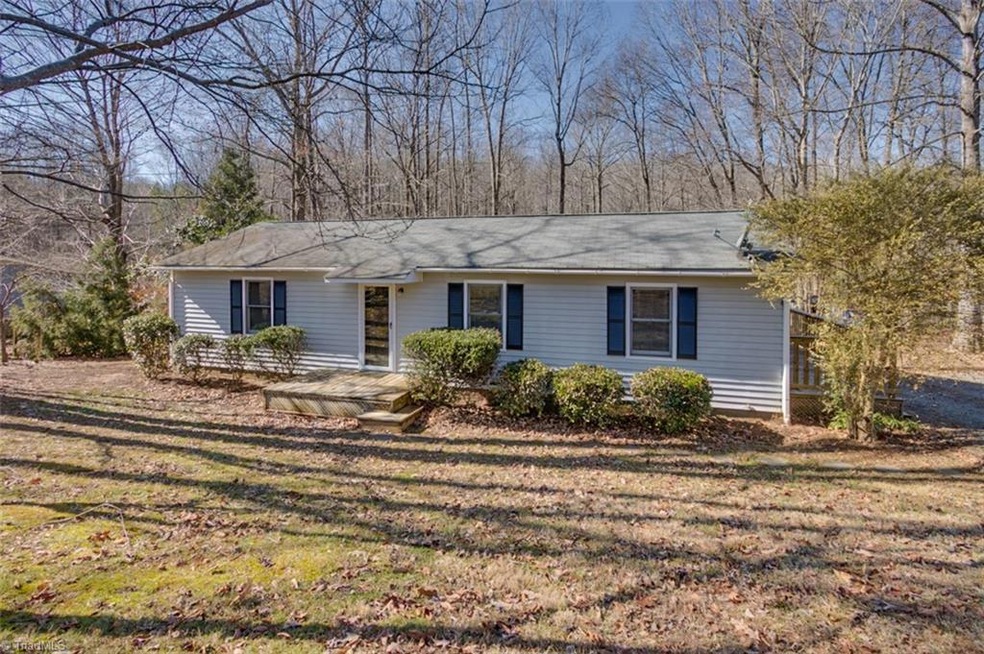 1574 Leslie St, Asheboro, NC 27205 - photo 1