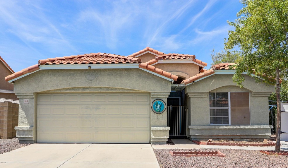 4058 E. Alder