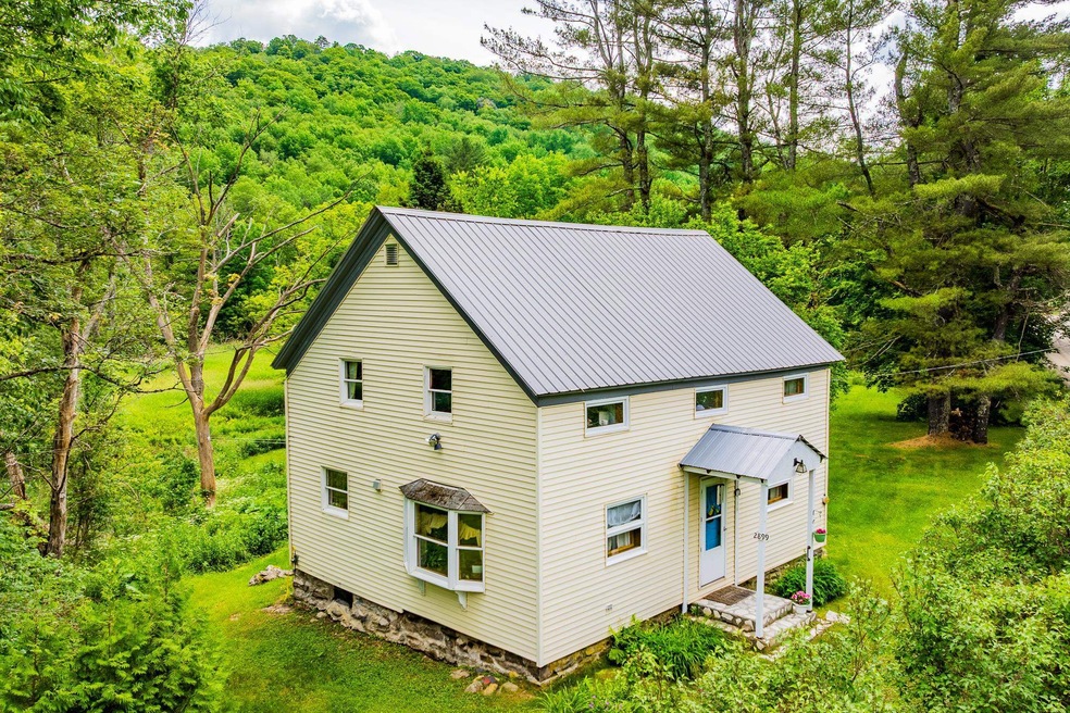 2899 W Sandgate Rd, Arlington, VT 05250 - photo 1