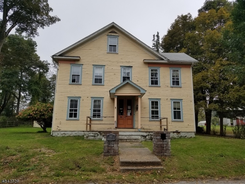 441 Delaware Ave, Belvidere, NJ 07823 - photo 1