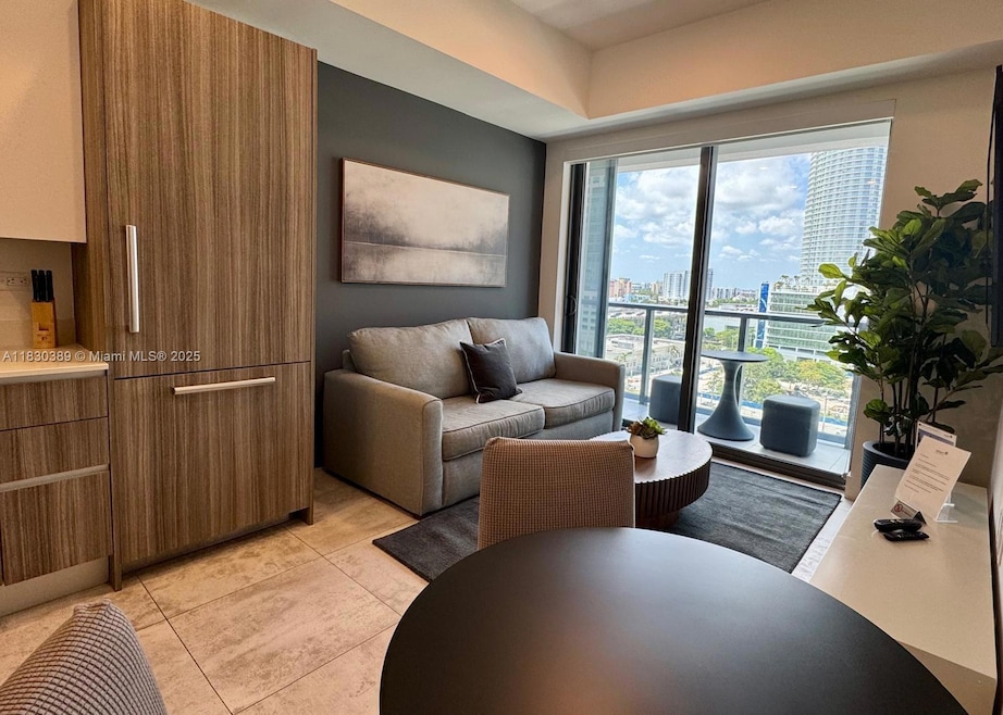 Smart Brickell unit 1604, Miami, FL 33130 - photo 1