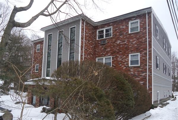 10 Beacon St unit 201, Woburn, MA 01801 - photo 1