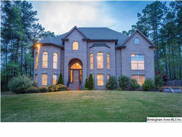 Front view of home.