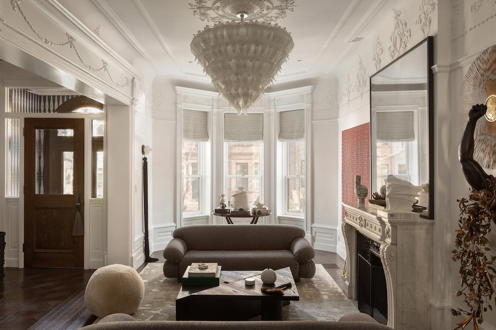 Sold $7,600,000 • Co-Listing Agent