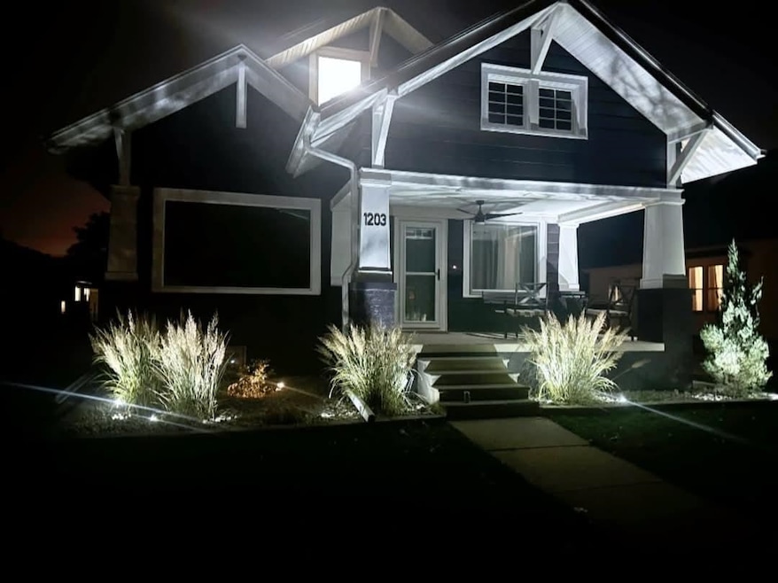 1203 W Park Ave, Norfolk, NE 68701 - photo 1