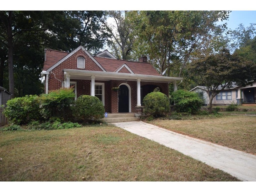 4 sided brick bungalow in the heart of east atlant