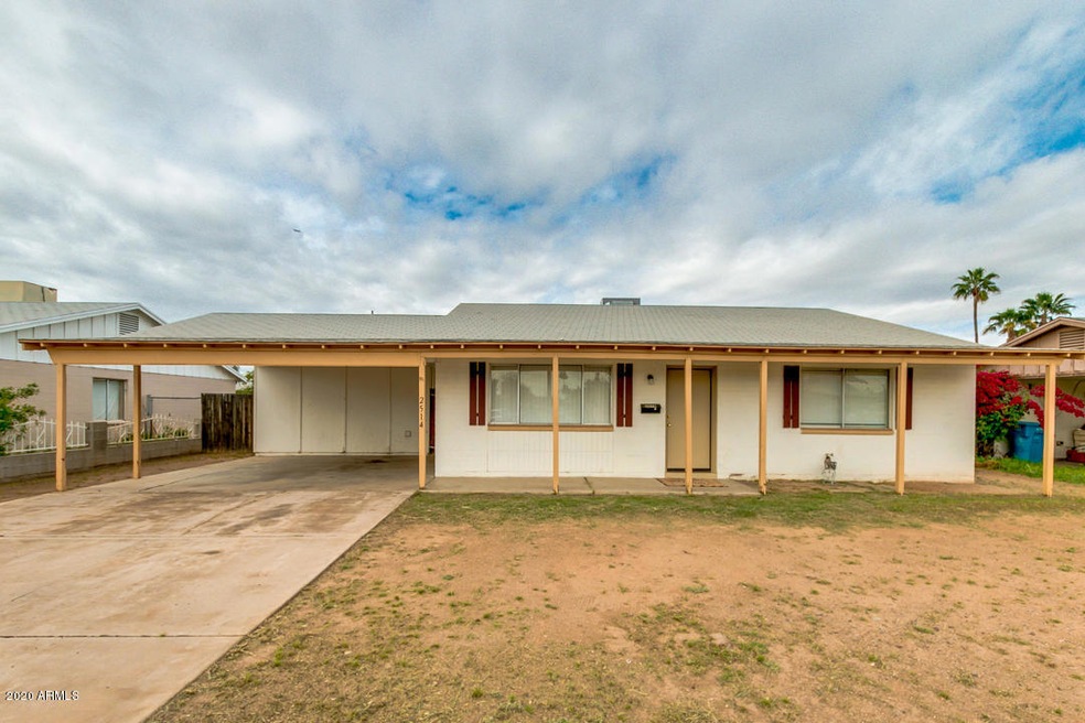 2514 N 58th Dr, Phoenix, AZ 85035 - photo 1
