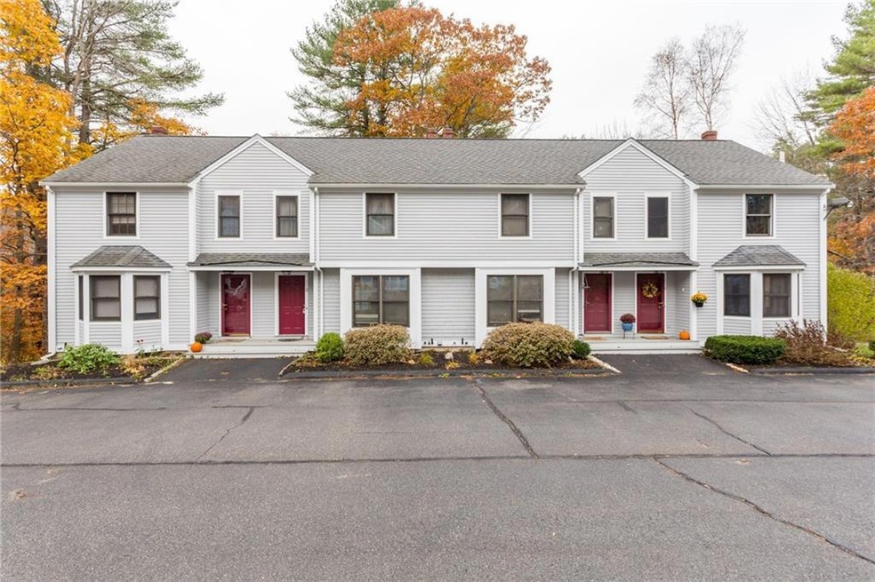 78 Norton Rd unit 12, Kittery, ME 03904 - photo 1