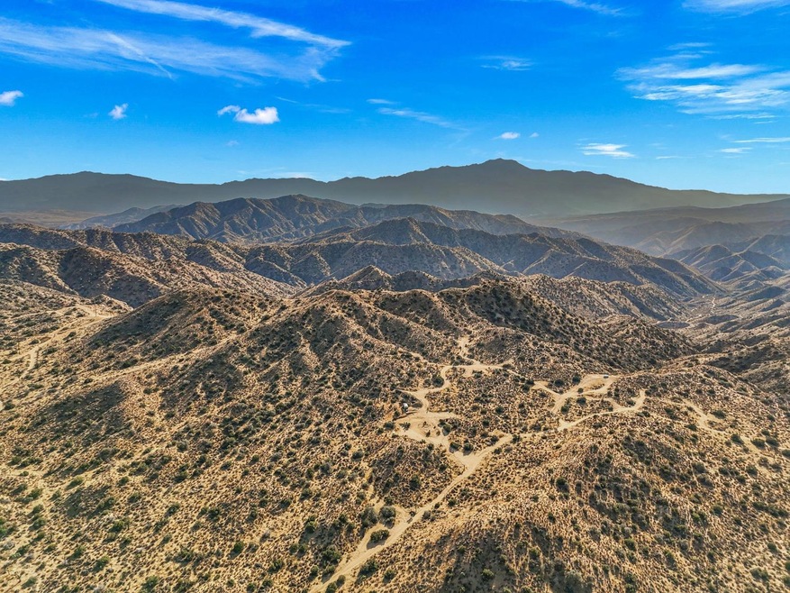 0 0 unit 225021548, Yucca Valley, CA 92284 - photo 1