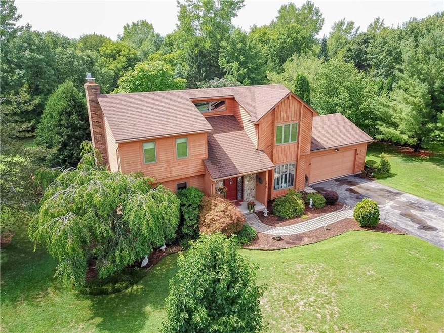 Welcome to 1387 Wayneport Road
