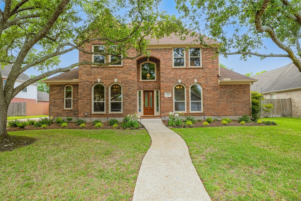 514 Lakeside Ln, Friendswood, TX 77546 - photo 1