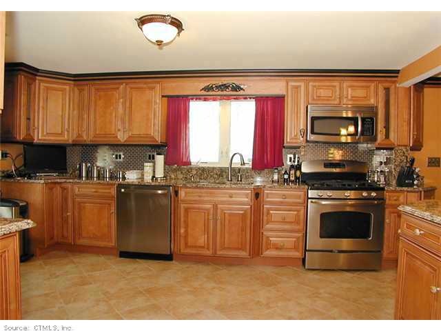 3108 Hebron Ave, Glastonbury, CT 06033 - photo 1