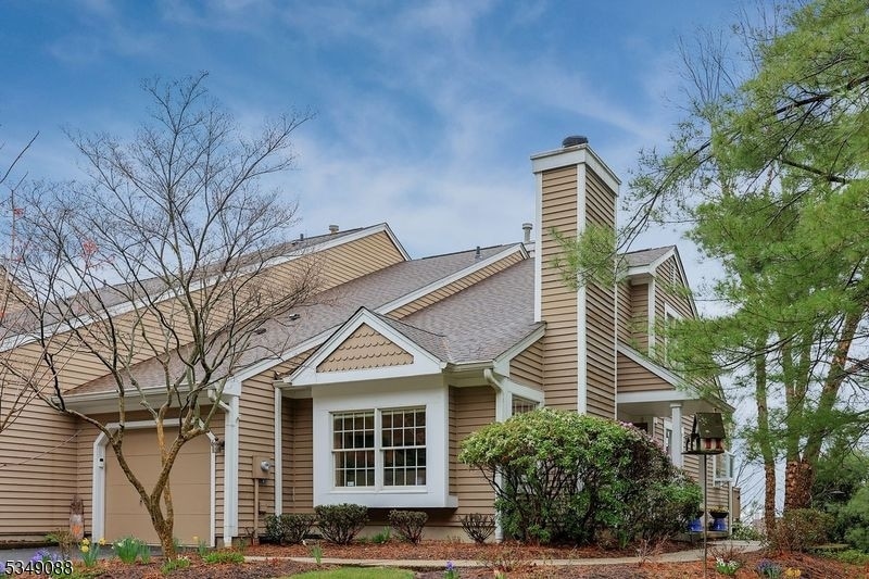 69 N Edgewood Rd, Bedminster, NJ 07921 - photo 1