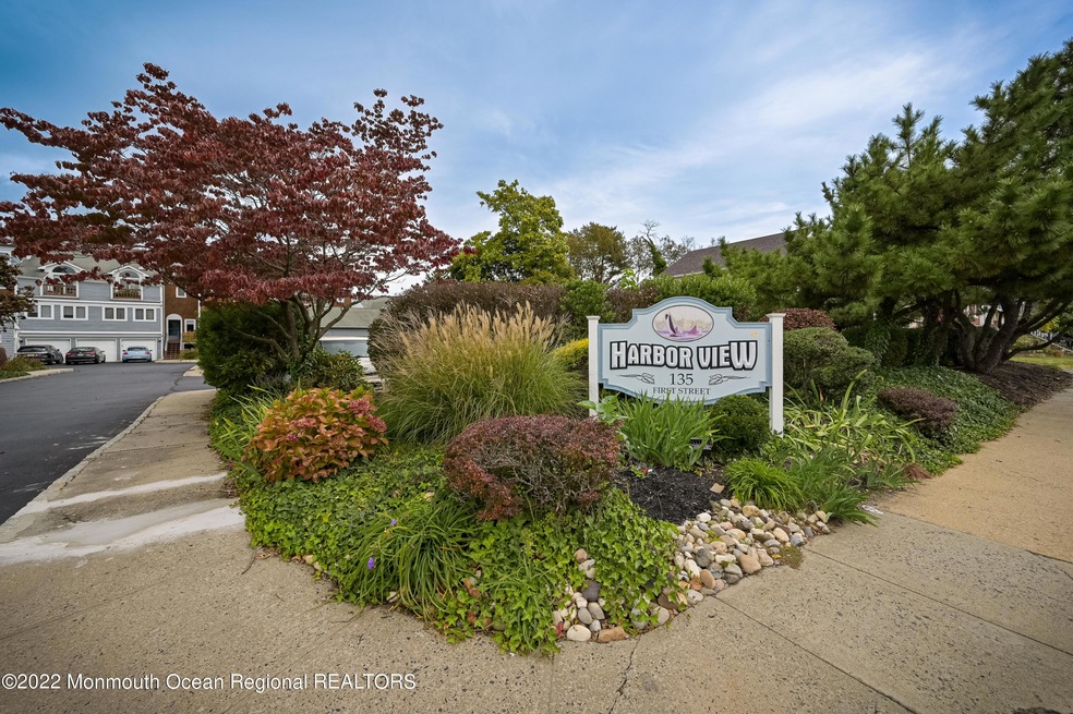 135 1st St unit 2A, Keyport, NJ 07735 - photo 1