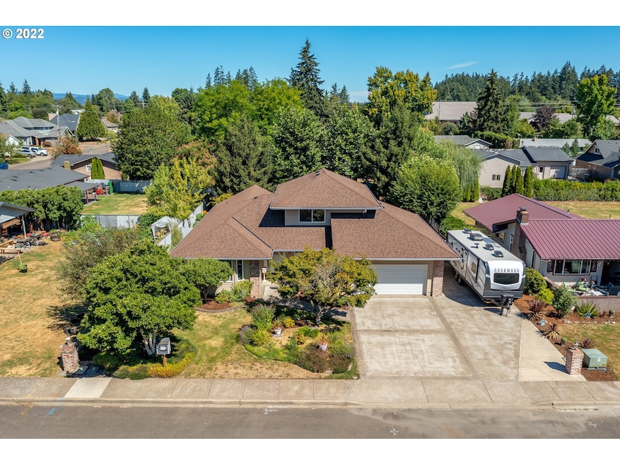 Sold $568,150 • Co-Listing Agent