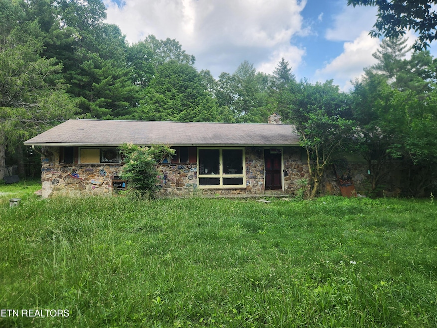 For Sale $194,900 • Co-Listing Agent