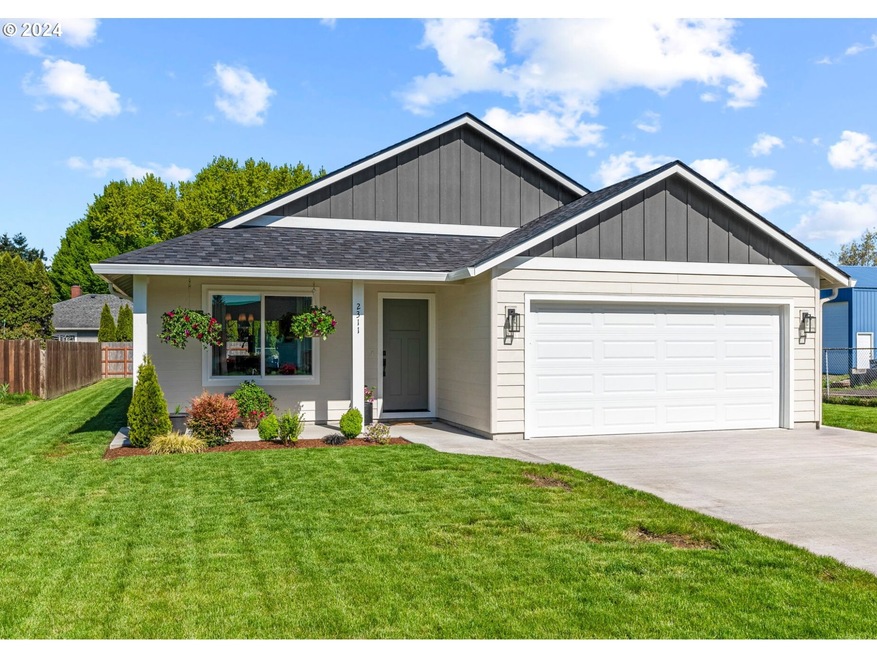 2311 36th Ave, Longview, WA 98632 - photo 1