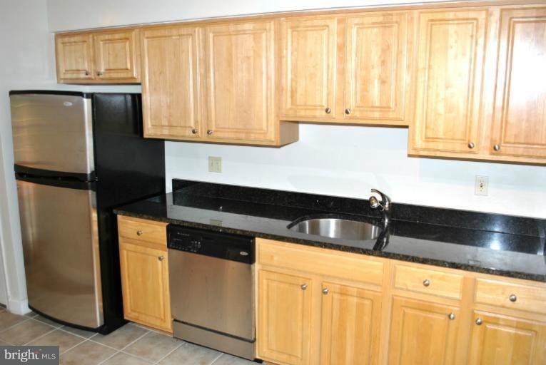 14133 Yorkshire Woods Dr, Silver Spring, MD 20906 - photo 1