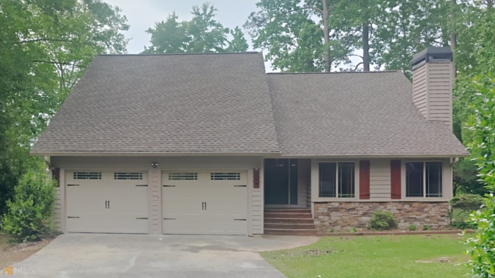 9141 Mandarin Dr, Jonesboro, GA 30236 - photo 1