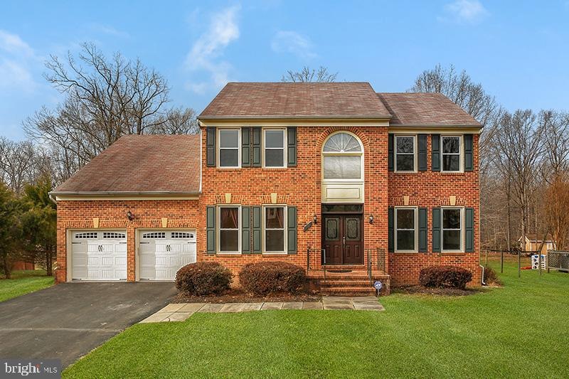 5912 Pocol Dr, Clifton, VA 20124 - photo 1