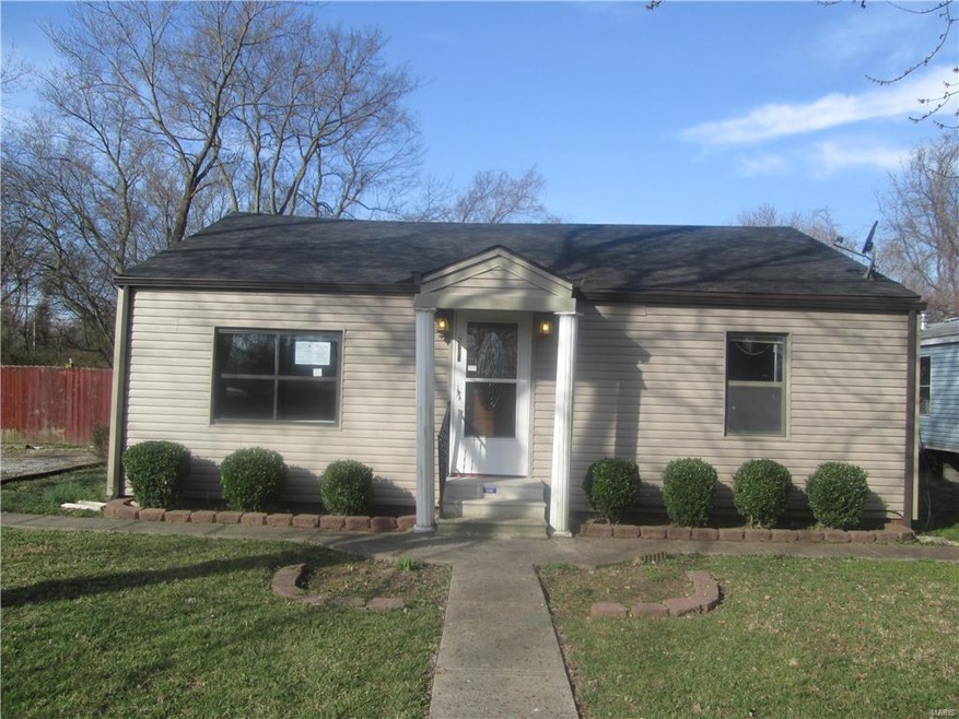 2905 Harvard St, Collinsville, IL 62234 - photo 1