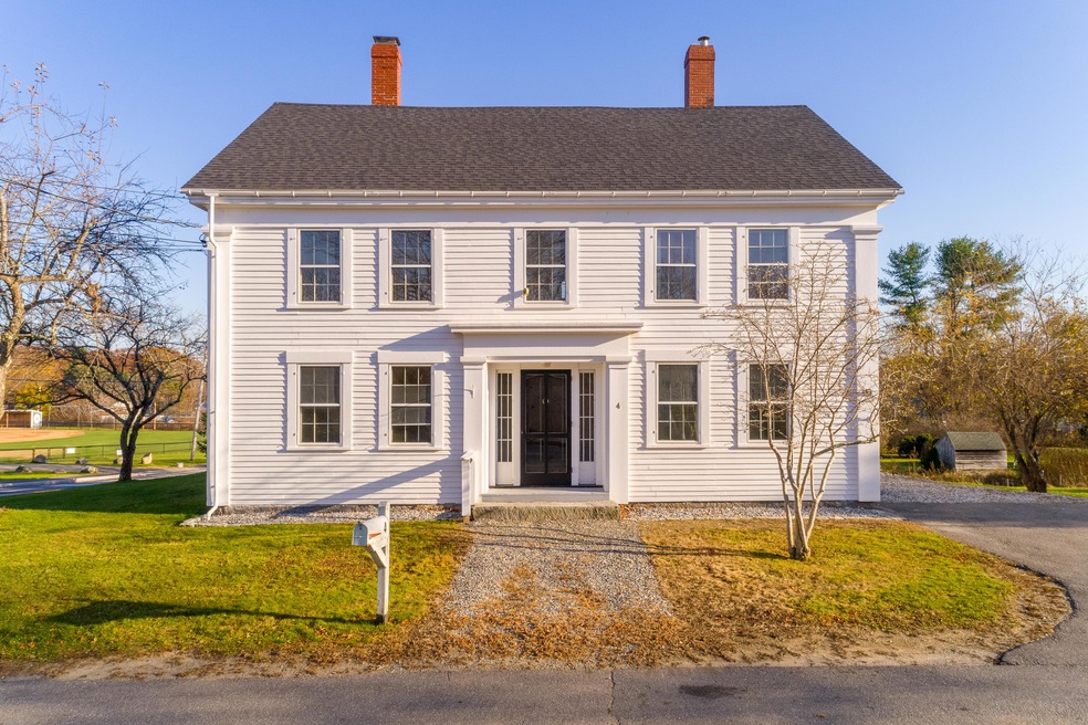 (14)_4 Hillcrest Rd. Newcastle, ME(MAPS)