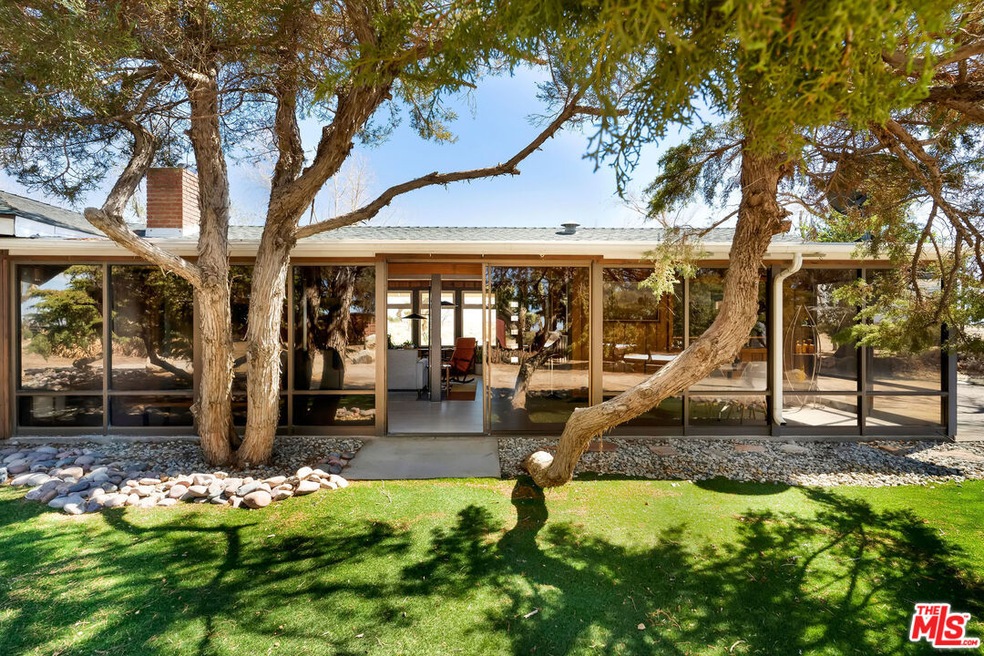 11337 E Avenue E, Lancaster, CA 93535 - photo 1