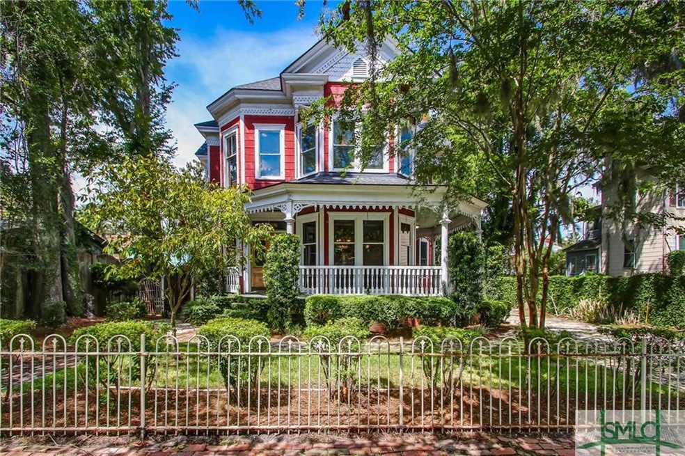 1108 E Henry St, Savannah, GA 31404 - photo 1