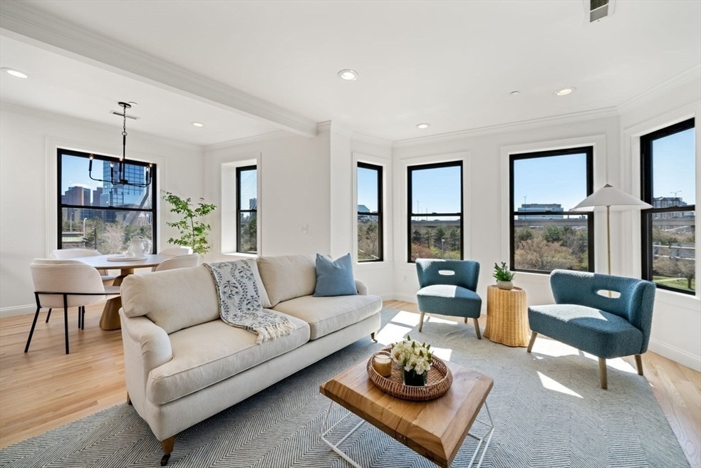 35 Rutherford Ave unit 3, Boston, MA 02129 - photo 1