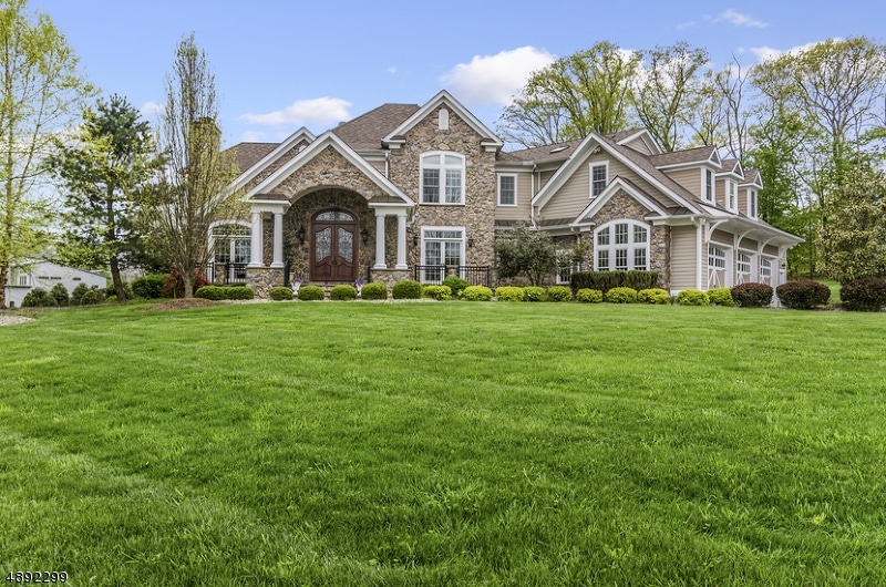 12 Altamont Dr, Flemington, NJ 08822 - photo 1