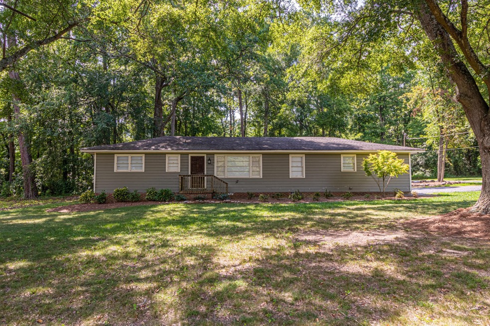2720 Dug Gap Rd, Dalton, GA 30720 - photo 1