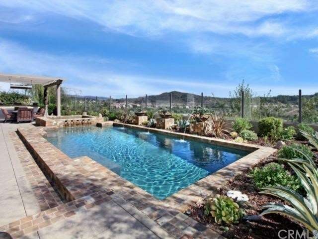 Welcome Home! Custom Landscape by Dreamscapes M.G.