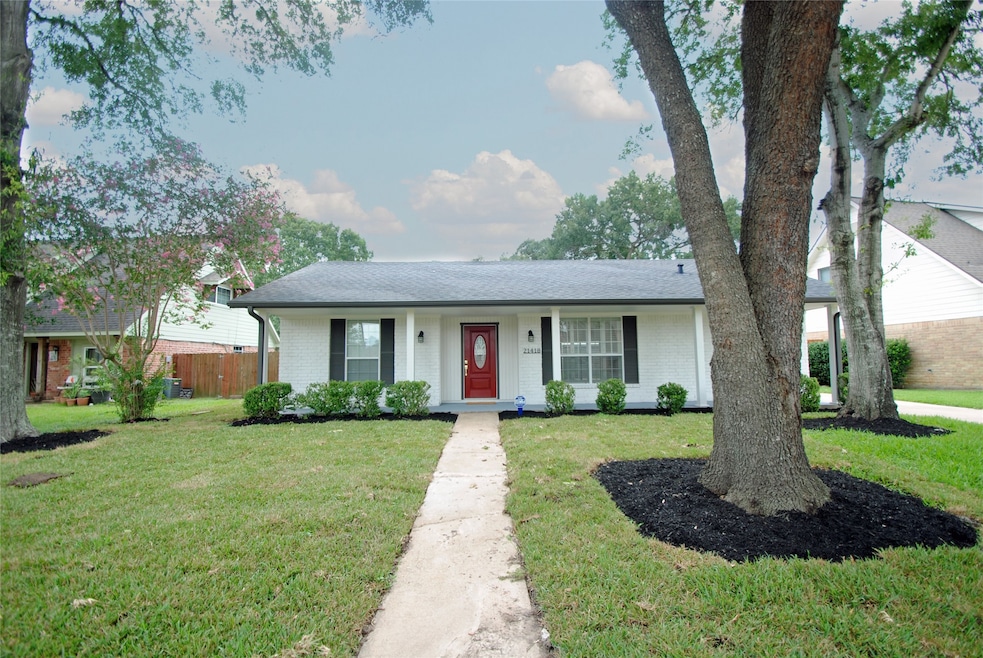 Beautiful Front Yard