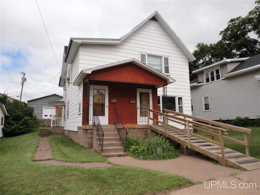 312 W Peck St, Negaunee, MI 49866 - photo 1