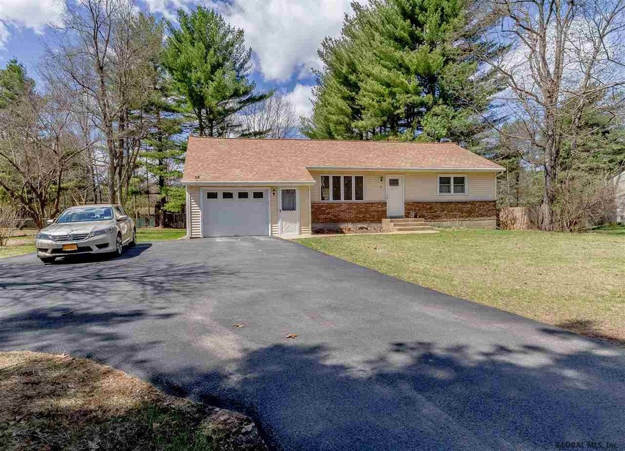 8 Carr Rd, Saratoga Springs, NY 12866 - photo 1