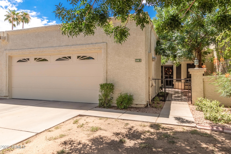1863 E Vinedo Ln, Tempe, AZ 85284 - photo 1