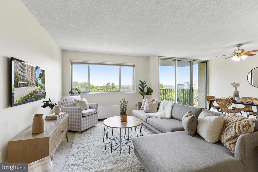 Hunting Creek Club unit 912, Alexandria, VA 22303 - photo 1