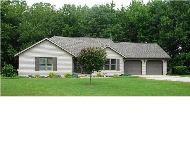 6 Apple Dr, Loogootee, IN 47553 - photo 1