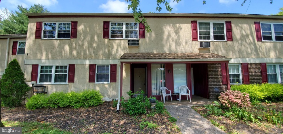 178 Elephant Rd unit 11, Dublin, PA 18917 - photo 1