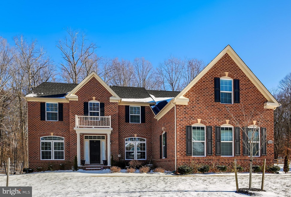 1904 Lake Forest Dr, Upper Marlboro, MD 20774 - photo 1