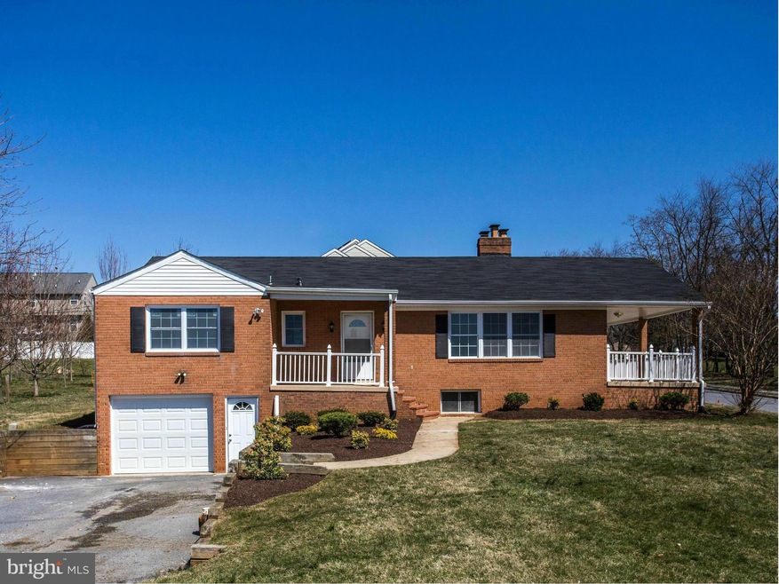 2501 Rocky Pointe Ct, Frederick, MD 21702 - photo 1