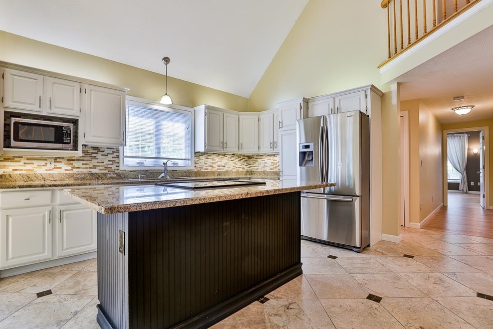 7 Ipswich Cir unit U292, Nashua, NH 03063 - photo 1