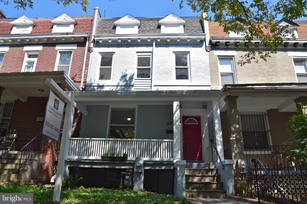 607 Columbia Rd NW, Washington, DC 20001 - photo 1
